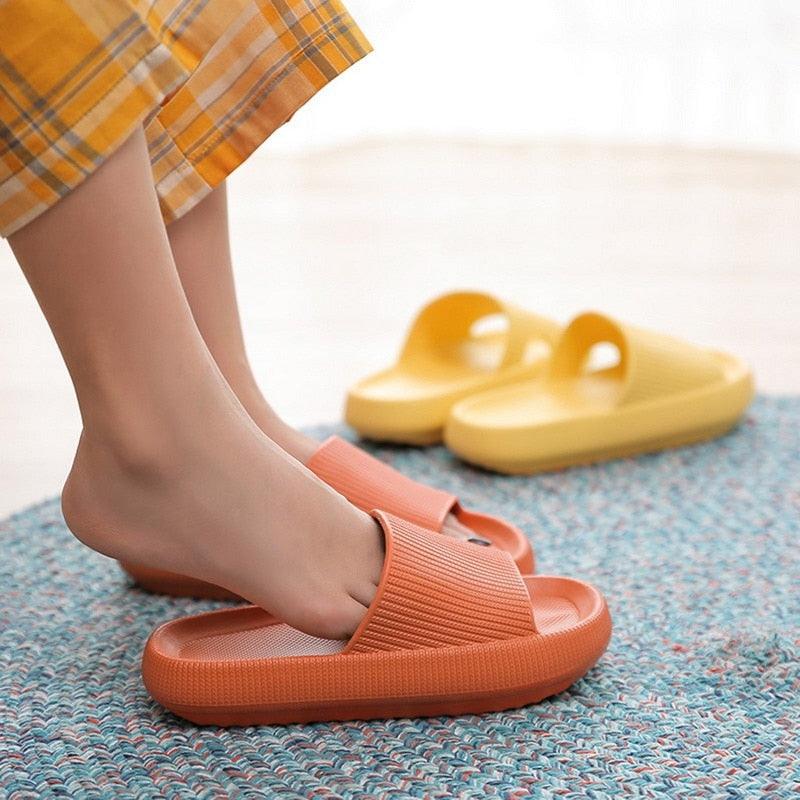Women Thick Platform Slippers Summer Fashion EVA Soft Sole Beach Slide Sandals Open Toe Soft Home Shoes Non-Slip Soft Shower Spa Bath Pool Gym House Sandals For Indoor And Outdoor Stevvex