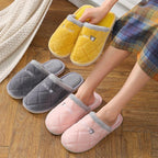 Women Winter Home Slippers Cute Shoes Non-Slip Soft Winter Warm Slipper Indoor Bedroom Couples Floor Shoes Women's House Slippers Indoor Memory Foam Cotton-Blend Knitted Autumn Winter Slippers Stevvex