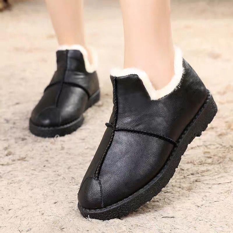 Women Winter Warm Luxury Shoes Waterproof Plush Leather Cotton Shoes Daily Home Non-slip Soft Sole Plush Lining Shoes Warm Fur Lined Booties Lace Up Flat Platform Elegant Comfortable Black Shoes Stevvex