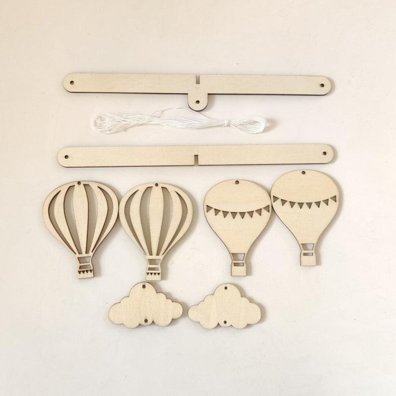 Wooden Hot Air Balloon Wind Chime Hanging Toys Baby Bed Bell Kids Room Decoration Wall Hanging Ornaments Nursery Decor Photo Props  For Kids Wind Chimes Decorations Stevvex