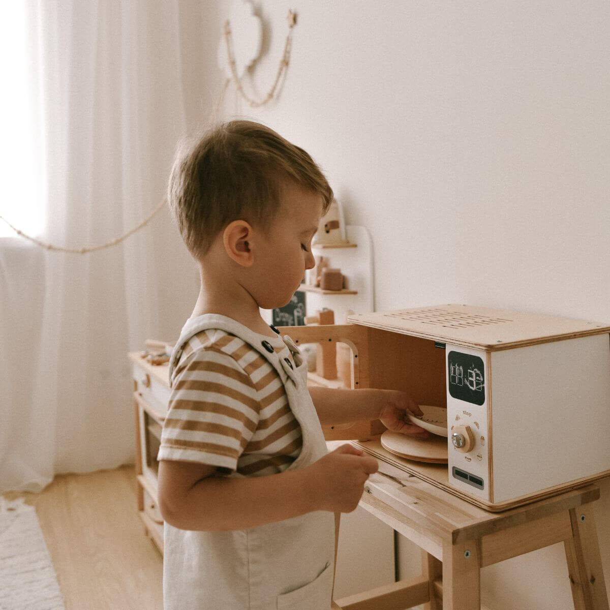 Wooden Microwave Toy - SJB-DIAMOND ELITES