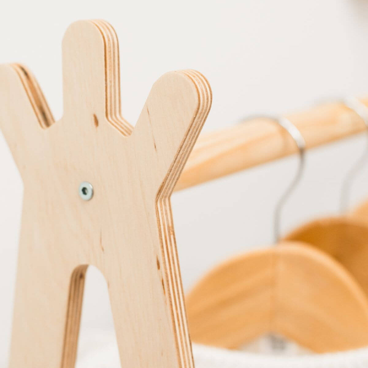 Wooden children's clothing rack - SJB-DIAMOND ELITES