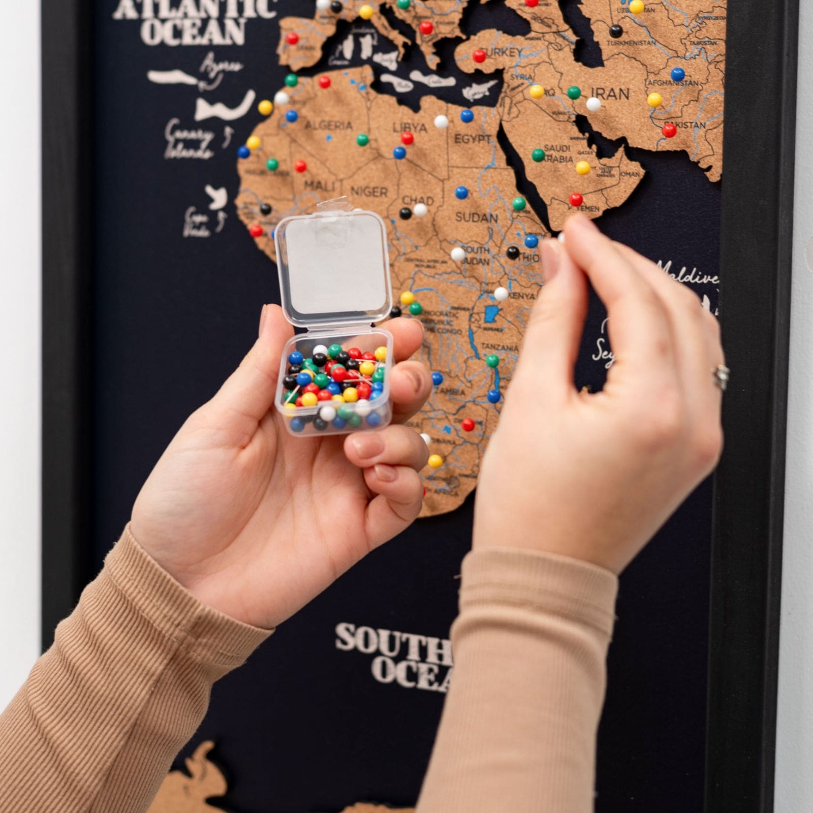 Cork world map triptych - Black - SJB-DIAMOND ELITES