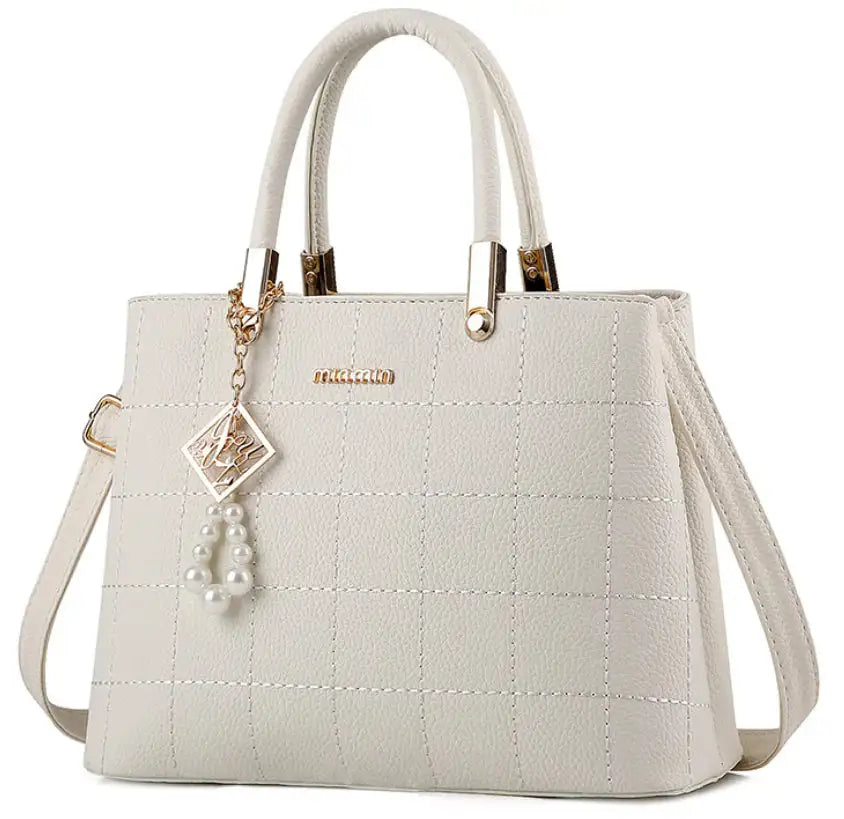 European and American Simple Hair Ball Handbags